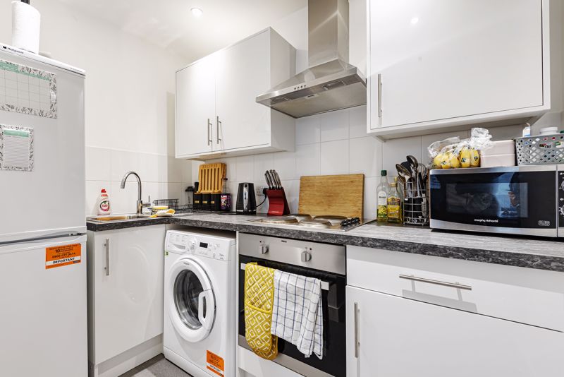 Kitchen- click for photo gallery